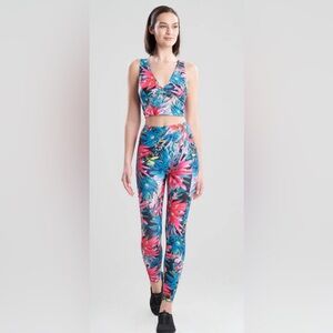 JOSIE NATORI - Solstice - Trellis Wave Track Leggings. XL.   NWT